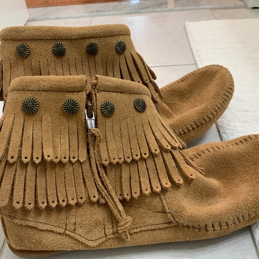 Minnetonka Booties